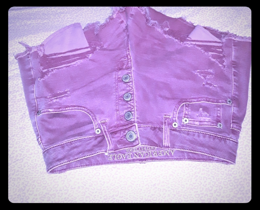 Woman's American eagle Purple highwaistedshortss2